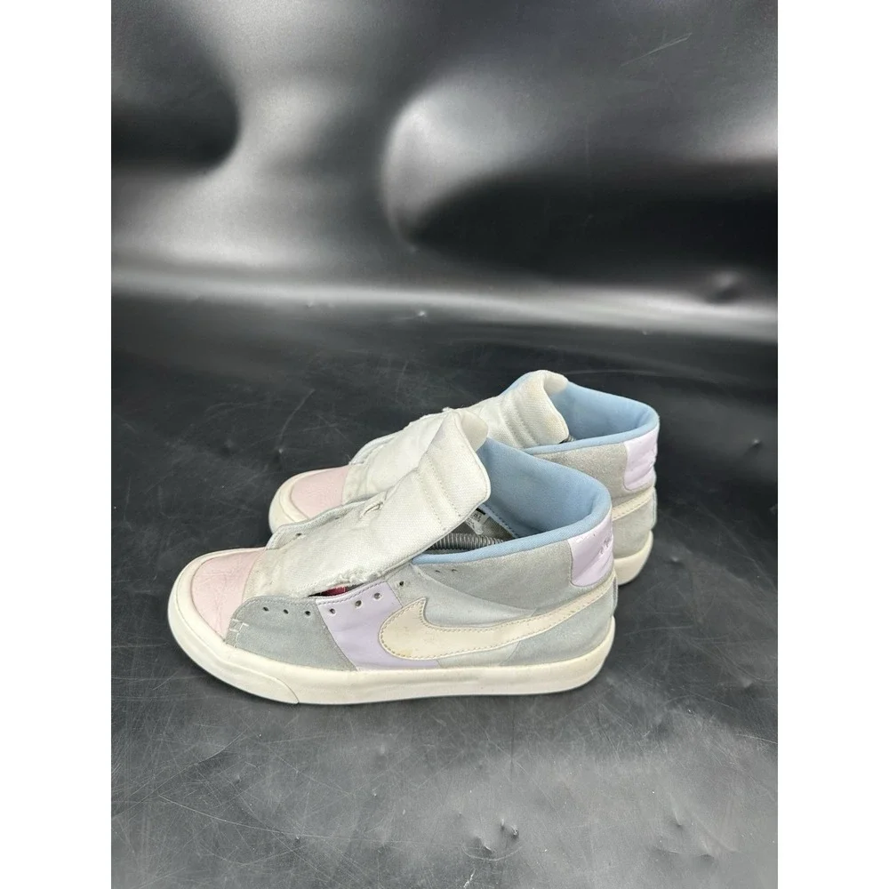 Nike Blazer‎ Royal Easter 2018 Men's Size 8.5 (A02368-600)